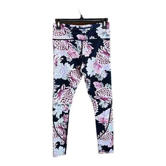 𝅺athleta leggings with floral pattern, size x-small - Picture 2 of 5